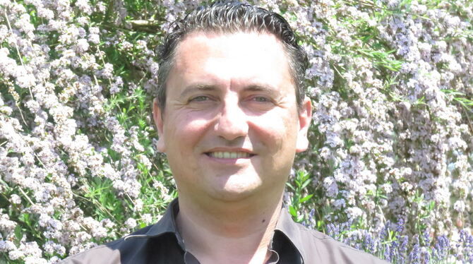 Dubravko Mandic, 2017 Bundestagskandidat der AfD im Wahlkreis Tübingen, muss eine Geldstrafe zahlen. FOTO: FÖRDER Dubravko Mandic, 2017 Bundestagskandidat der AfD im Wahlkreis Tübingen, muss eine Geldstrafe zahlen. FOTO: FÖRDER