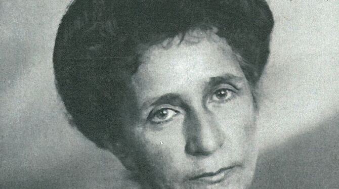 Schriftstellerin, Frauenrechtlerin, Oberlehrerin, Abgeordnete in der Weimarer Nationalversammlung: Anna Blos (1866–1933). FOTO: Schriftstellerin, Frauenrechtlerin, Oberlehrerin, Abgeordnete in der Weimarer Nationalversammlung: Anna Blos (1866–1933). FOTO: