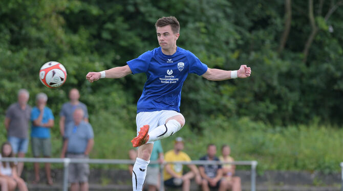Erzielte vergangene Saison elf Verbandsliga-Tore für den VfL: Matthias Dünkel.  FOTO: BAUR