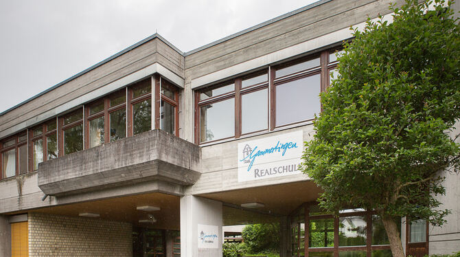 Vieles an und in der Realschule Gammertingen ist noch so, wie es vor 40 Jahren gebaut wurde. Jetzt soll das Gebäude – auch mit B Vieles an und in der Realschule Gammertingen ist noch so, wie es vor 40 Jahren gebaut wurde. Jetzt soll das Gebäude – auch mit B