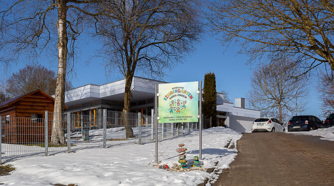 Der Platz im Pfronstetter Kindergarten wird knapp. FOTO: LEUSCHKE Der Platz im Pfronstetter Kindergarten wird knapp. FOTO: LEUSCHKE