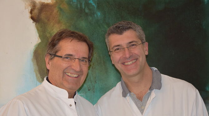 Die Transplantationschirurgen Alfred Königsrainer und Silvio Nadalin. FOTO: IST Die Transplantationschirurgen Alfred Königsrainer und Silvio Nadalin. FOTO: IST