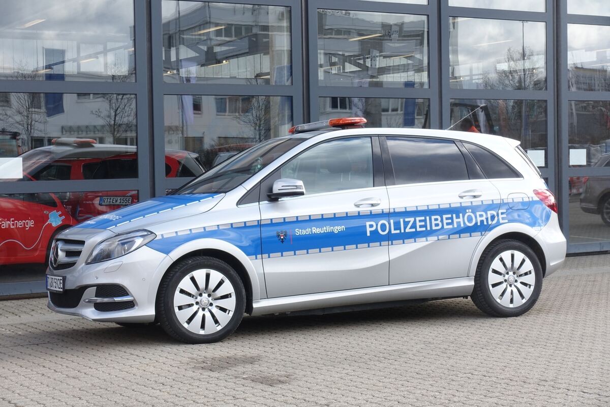 Die Mercedes B-Klasse mit Elektroantrieb gehört sicherlich zu den nobelsten Dienstwagen der Polizeibehörde.