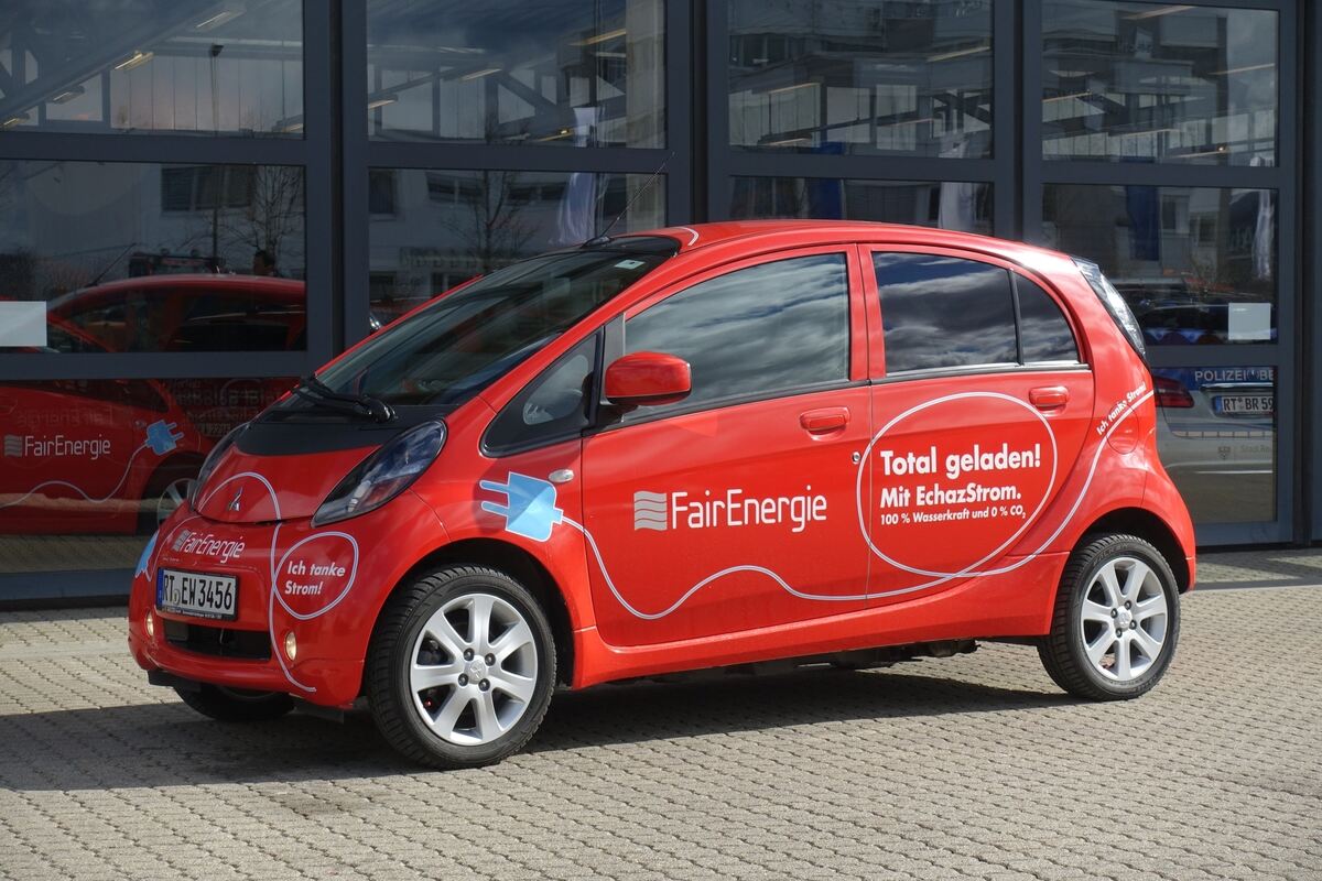 Das Mitsubishi Electric Vehicle. Das Mitsubishi Electric Vehicle.