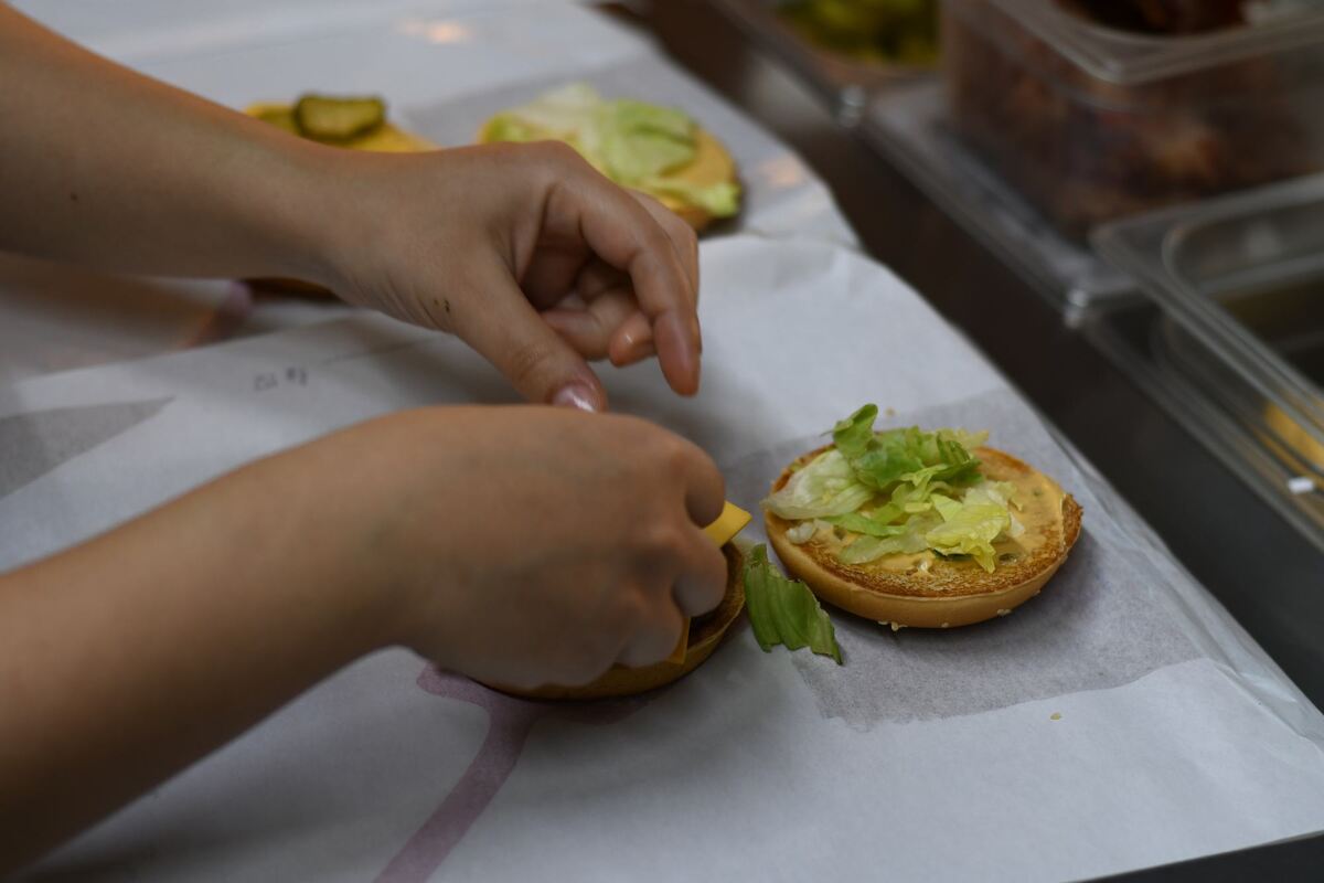 Burger King: Fleisch, Salat und andere Zutaten kommen aus deutschen Landen. Burger King: Fleisch, Salat und andere Zutaten kommen aus deutschen Landen.