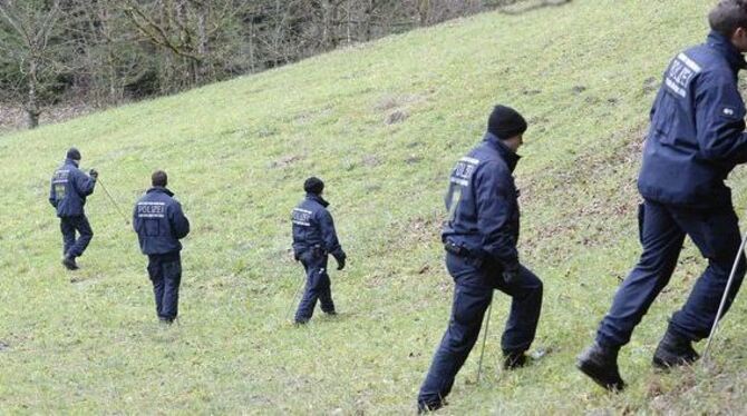 Zerstückelte Leiche In Plastiksack: Polizei Sucht Spuren - Events ...