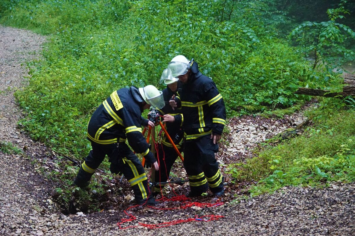 20190728_SDMG_20835_Hoehlenrettung_Grabenstetten_2
