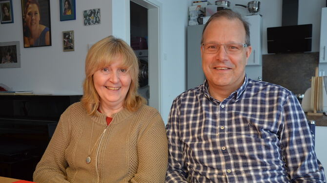Das Ehepaar Sabine und Wolf Alexander Lützen fordert die Stadt zum Handeln auf und bekommt keine Antwort.  FOTO: SAUTTER