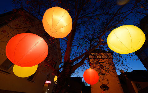 rt_leuchtet_30