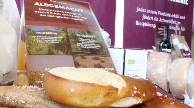 Genuss für Natur und Artenvielfalt: Die Regionalmarke »Albgemacht« ist eine der Initiativen im Biosphärengebiet Schwäbische Alb,