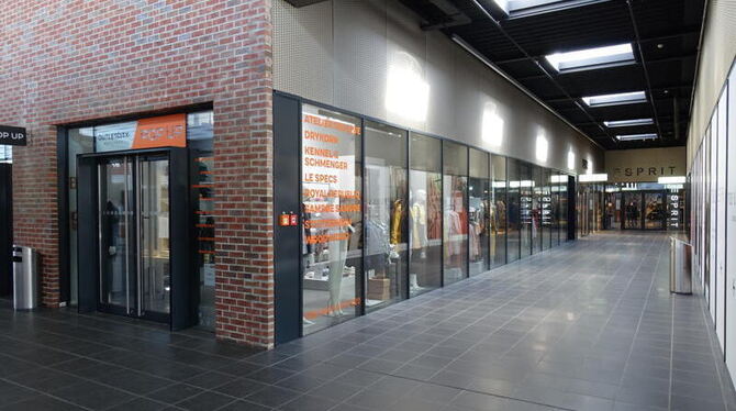 Niemand sammelt Punkte im neuen Outletcity Club, keiner kann die Dienste des Personal Shopping in Anspruch nehmen.