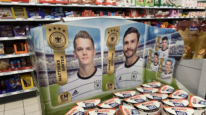 Die EM dieses fällt aus, die Team-Sticker von Ferrero gibt’s aber trotzdem.  FOTO: WILD