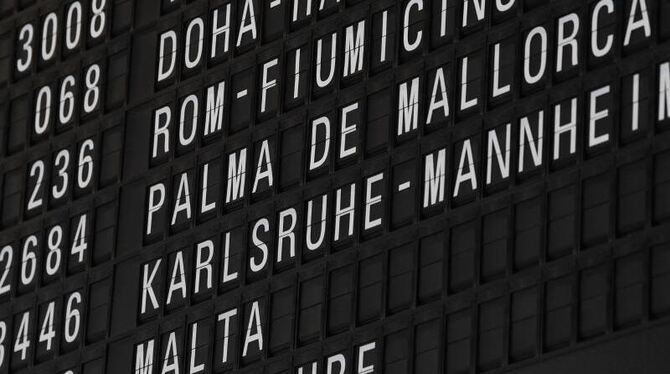 Anzeigetafel am Frankfurter Flughafen