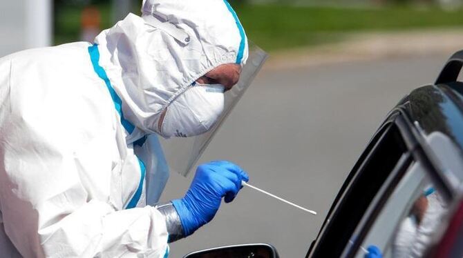 Coronavirus - Test an Rastanlage Coronavirus - Test an Rastanlage
