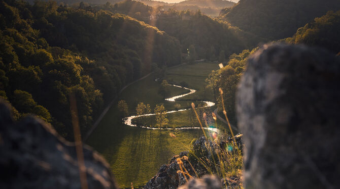 Blick auf das Lautertal. Blick auf das Lautertal.