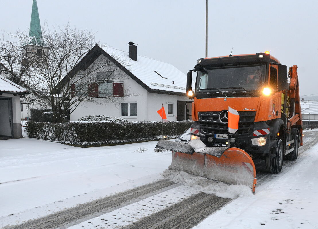 Ein Räumfahrzeug in Kirchentellinsfurt
