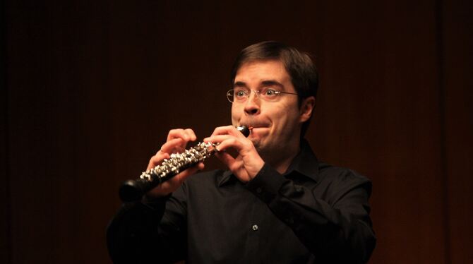 Oboist Ramón Ortega Quero spielte in der Reutlinger Stadthalle Bach und Mendelssohn.