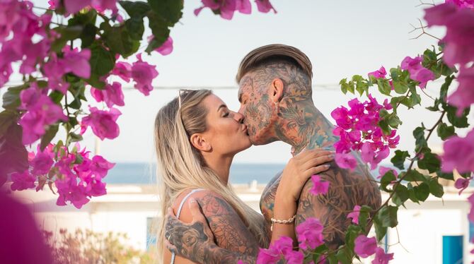Testen ihre Liebe bei »Temptation Island«: Gloria und Nikola aus Rottenburg.
