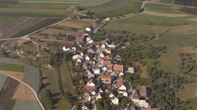 Welchen Ort mag dieses aus dem Jahr 1981 datierende Foto zeigen?