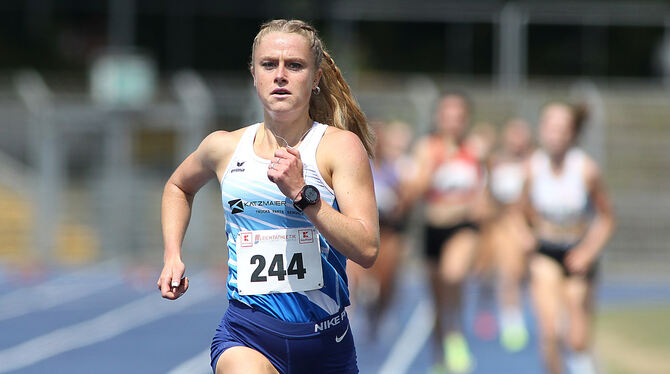 Energisch: Leah Hanle vom TSV Holzelfingen läuft zu zwei Titeln.  FOTO: GÖRLITZ