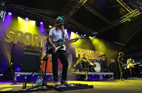 Nach Dem Urteil: So Geht Es Weiter Für Jamel Rockt Den Förster! (Musikfestival Gegen Rechts   Sz.De) - yh4s9zy