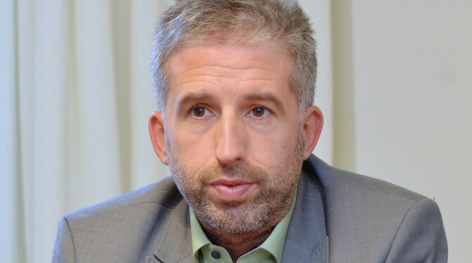 Tübingens Oberbürgermeister Boris Palmer hat sich in der Vergangenheit für die zweigleisige Wendlinger Kurve starkgemacht. FOTO: