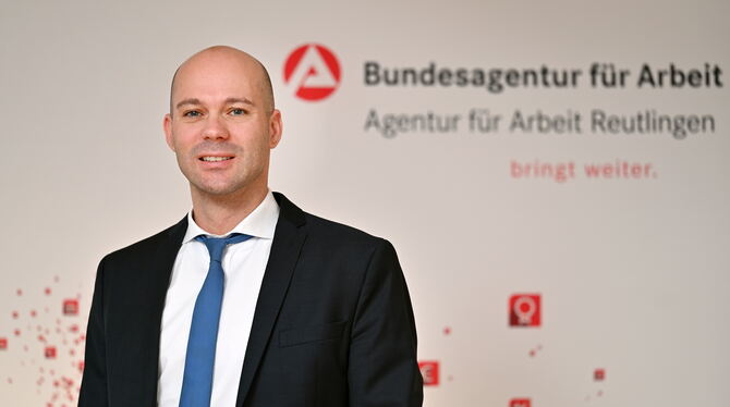 Gunnar Schwab leitet nun die Agentur für Arbeit Stuttgart – und nicht mehr die in Reutlingen. FOTO: PIETH Gunnar Schwab leitet nun die Agentur für Arbeit Stuttgart – und nicht mehr die in Reutlingen. FOTO: PIETH