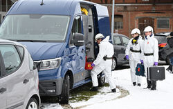 Die Experten der Spurensicherung am Pflegeheim in der Reutlinger Oberlinstraße.
