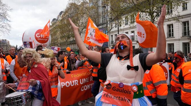 Neue Proteste gegen Macrons Rentenreform in Frankreich Events