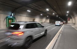 Die Reinigung und Wartung von (im Bild) Scheibengipfel- und Ursulabergtunnel ist eine Frage der Verkehrssicherheit. Deutlich zu 