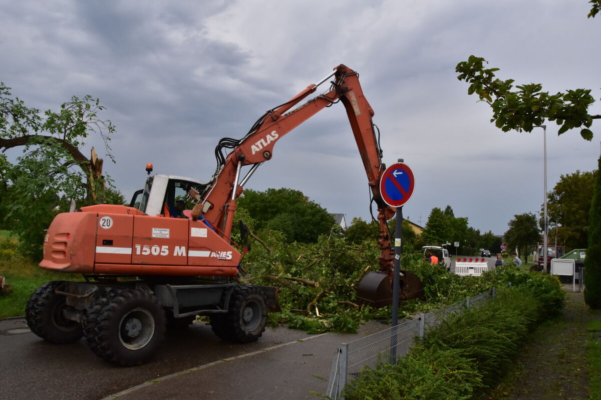 Mössingen Schweres Gerät FOTO MEYER