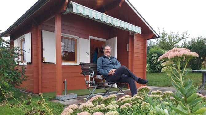 Lieblingsplatz »Wissen Sie, wie diese Pflanze heißt? Fette Henne«. Jürgen Fuchs, Fraktionsvorsitzender der Freien Wählervereinigung im Gemeinde