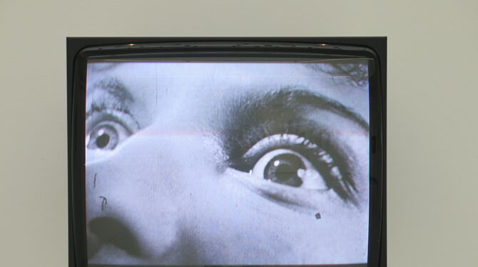 maya deren meshes of the afternoon ausstellung sigmund freud und die kunst kunsthalle foto akr Furcht, Verlangen, Alpträume: Auch die unheimliche Filmarbeit von Maya Deren spielt mit dem Unbewussten.