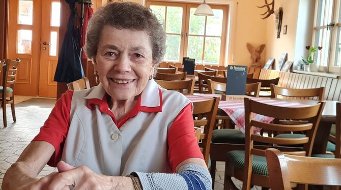 Mit über 80 hilft sie immer noch jeden Tag im Gasthaus: Marianne König. Mit über 80 hilft sie immer noch jeden Tag im Gasthaus: Marianne König.