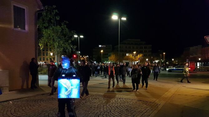 Die Sehnsucht nach Frieden war eines der Hauptthemen bei der Samstagsdemo.