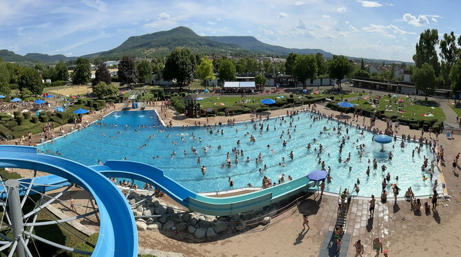Freibadspaß auch in der Saison 2024 zum alten Preis: Bis auf eine Erhöhung für Schülergruppen bleibt der Eintritt für die Mössin Freibadspaß auch in der Saison 2024 zum alten Preis: Bis auf eine Erhöhung für Schülergruppen bleibt der Eintritt für die Mössin