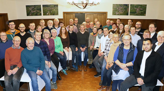 Viele regelmäßige Blutspender aus dem Stadtgebiet Münsingen wurden im Rahmen einer Ehrungsfeier für ihr Engagement ausgezeichnet