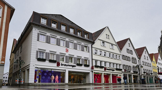 Das Modehaus Breuninger am Reutlinger Marktplatz.
