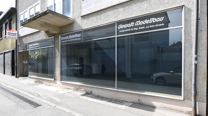Gewalt Modellbau Jahrzehnte war der Gewalt Modellbau gegenüber vom Hallenbad Albstraße.