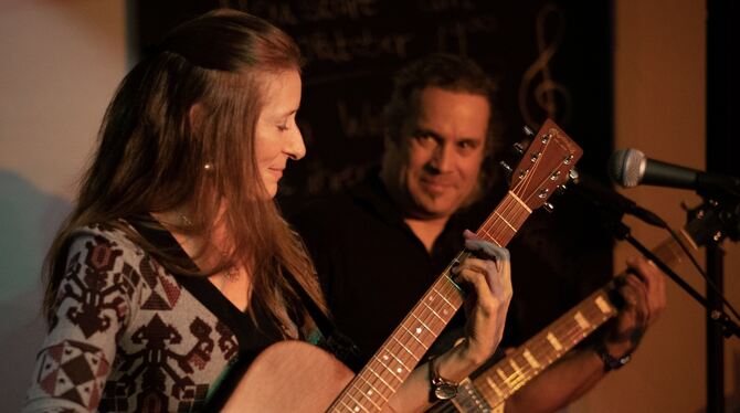 Beth Wimmer und Mike Bischof spielen am Donnerstag im Pappelgarten.