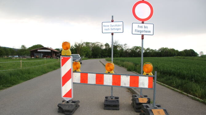 Dettingen Promillestiege Schließung Keine Durchfahrt nach Dettingen: Aus einer bislang zeitlich befristeten Sperrung wird eine dauerhafte Stilllegung - die Promill