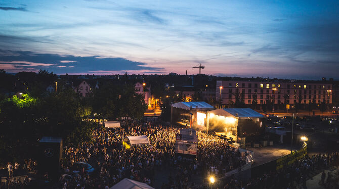 KuRT Das wird immer seltener: ein großes, professionelles und kostenloses Open-Air-Festival mitten in der Stadt. Hier wurde KuRT 2015