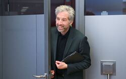 Pressekonferenz Tübingens Oberbürgermeister Palmer