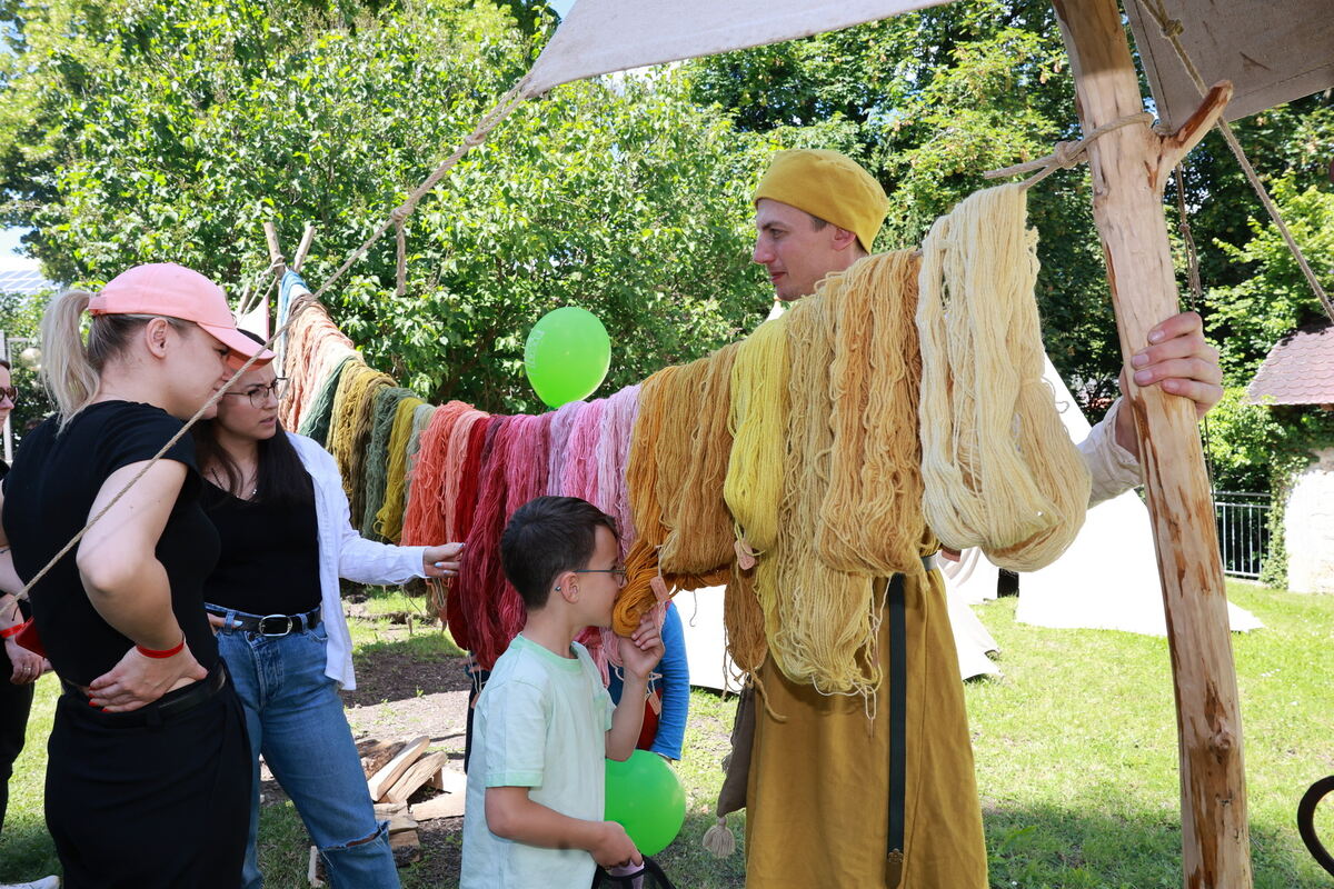 Mittelaltermarkt Pfu_Schloesslespark_2024__14