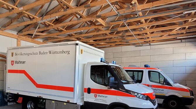 Das neue Katastrophenschutzfahrzeug im Kreis Reutlingen: Bis es komplett ist, kann der Malteser Hilfsdienst es nur für Transport Das neue Katastrophenschutzfahrzeug im Kreis Reutlingen: Bis es komplett ist, kann der Malteser Hilfsdienst es nur für Transport