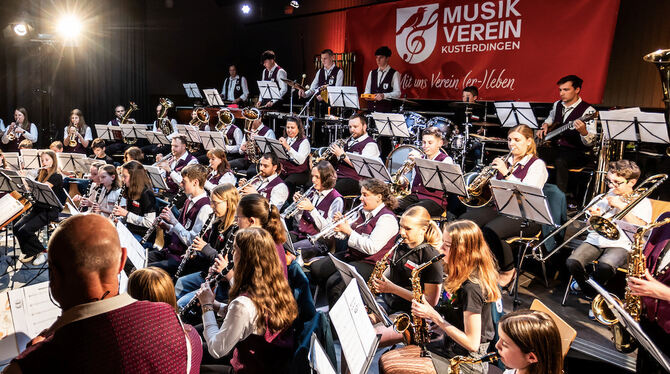Ein Festkonzert des Musikvereins gab es schon. Jetzt folgt das große Festwochenende in Kusterdingen.  FOTO: BINIASCH