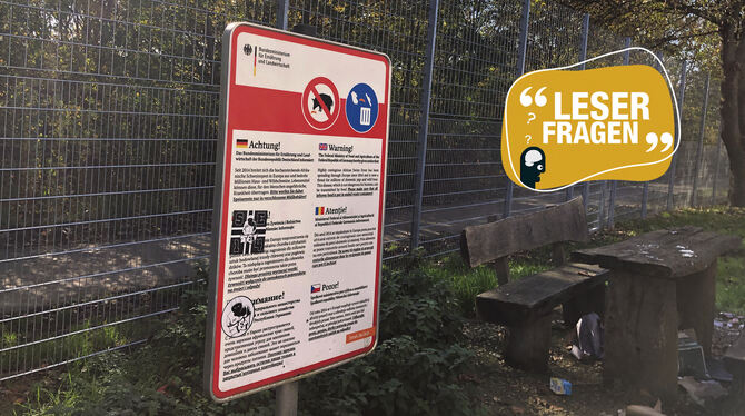 Alte Sitzgelegenheit, aber neues Warnschild und hoher silberner Zaun. Dazu jede Menge achtlos weggeworfener Müll. So stellt sich