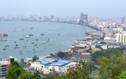 Touristiker bewerben Pattaya als Badeort. Aber die Stadt am Golf von Thailand gilt auch als Zentrum des Sextourismus.