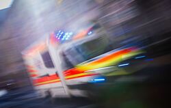 Notarzt im Blaulicht-Einsatz