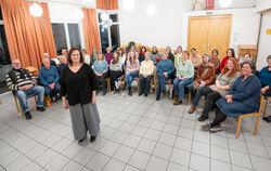 Die Joyful Voices und ihre scheidende Chorleiterin Susann Fenchel (im Vordergrund) hoffen auf eine rasche Nachfolgelösung.